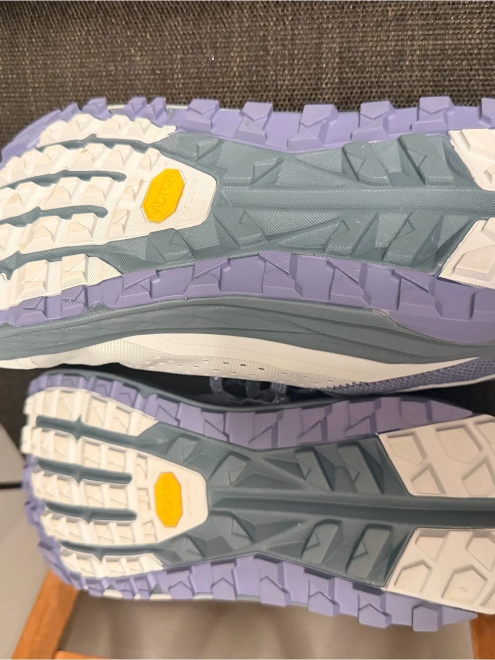 Altra Women's Olympus 6